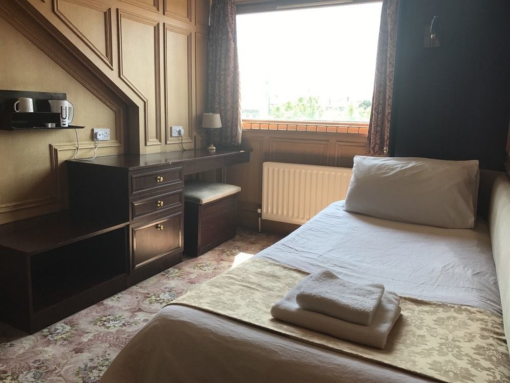 Hotel Oyo The Royal Dunston (Tyne and Wear)
